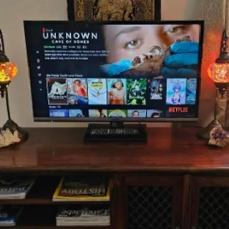 Appartement Large Deluxe - Lovo *